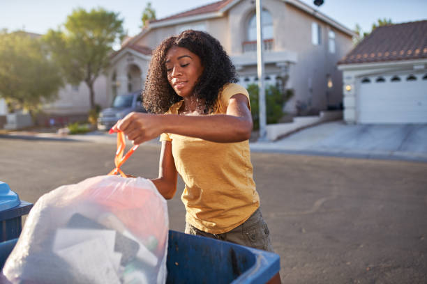 Best Construction Debris Removal  in Garfield Heights, OH